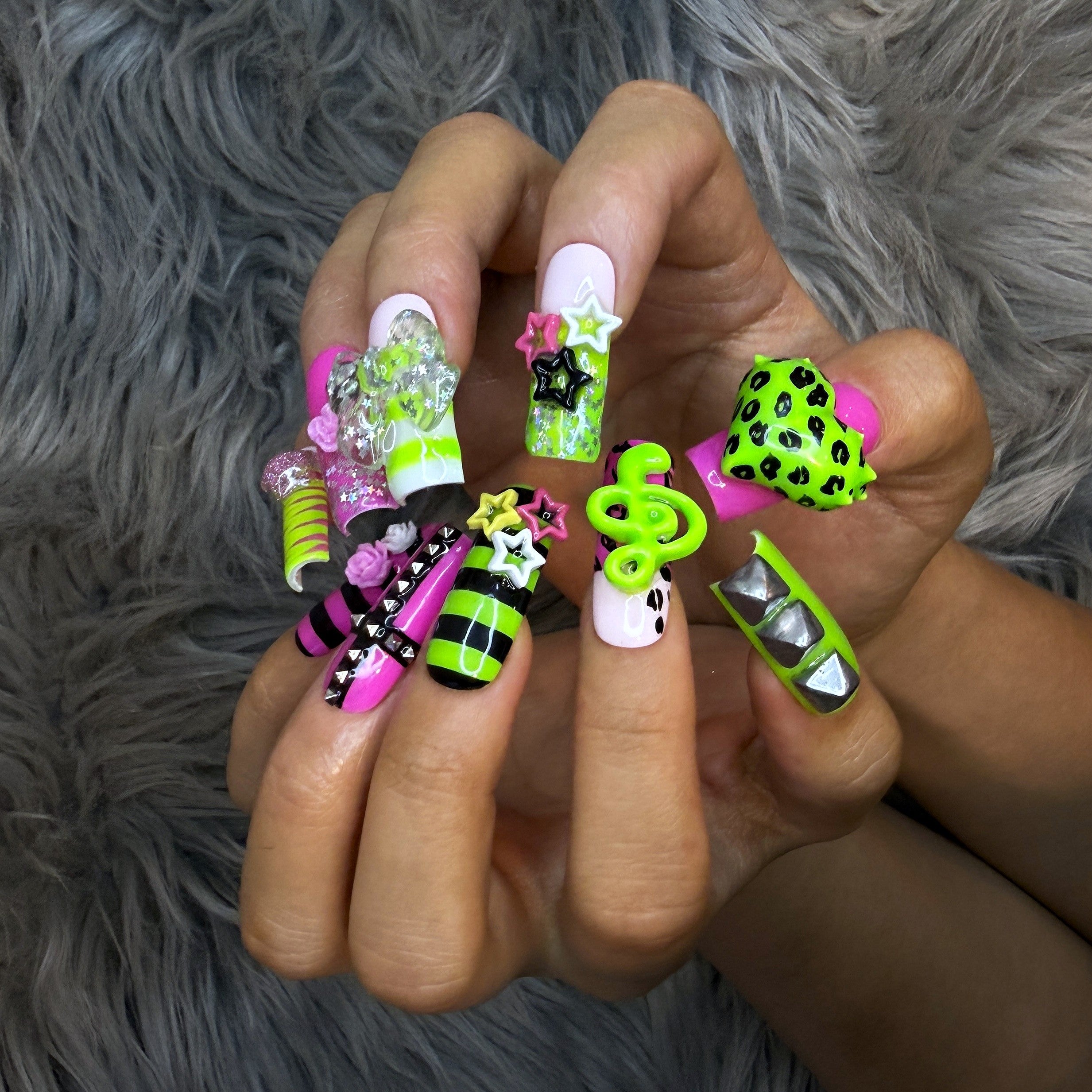 SQUARE NAILS – NAILGASM