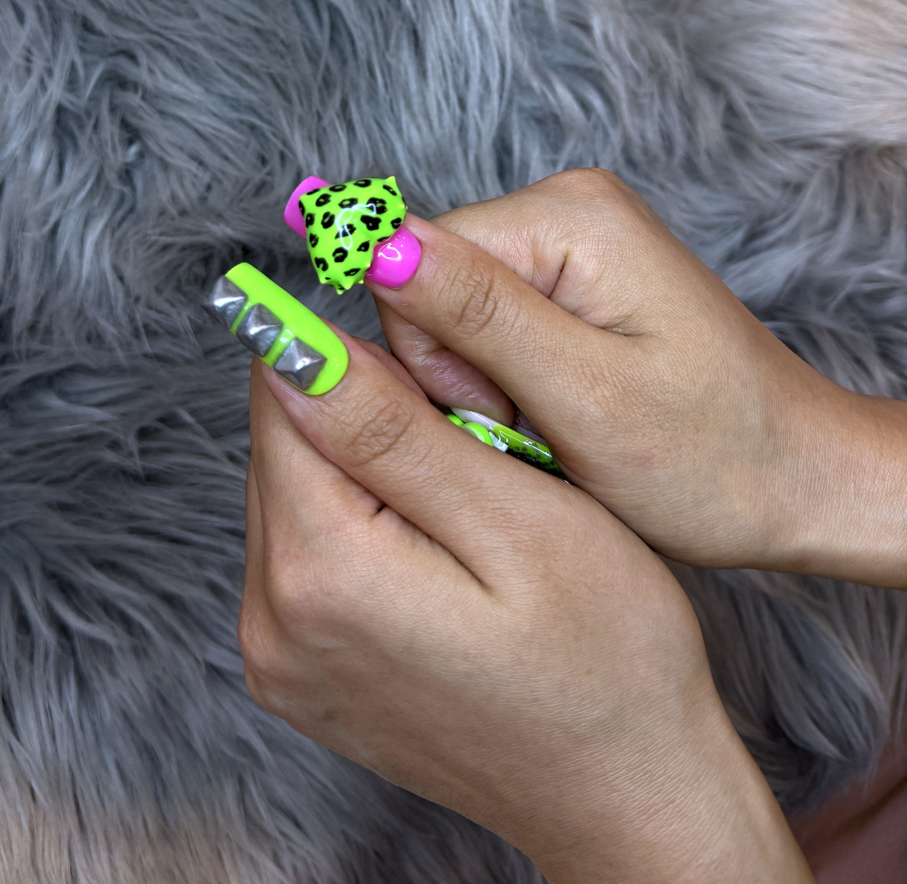 SQUARE NAILS – NAILGASM